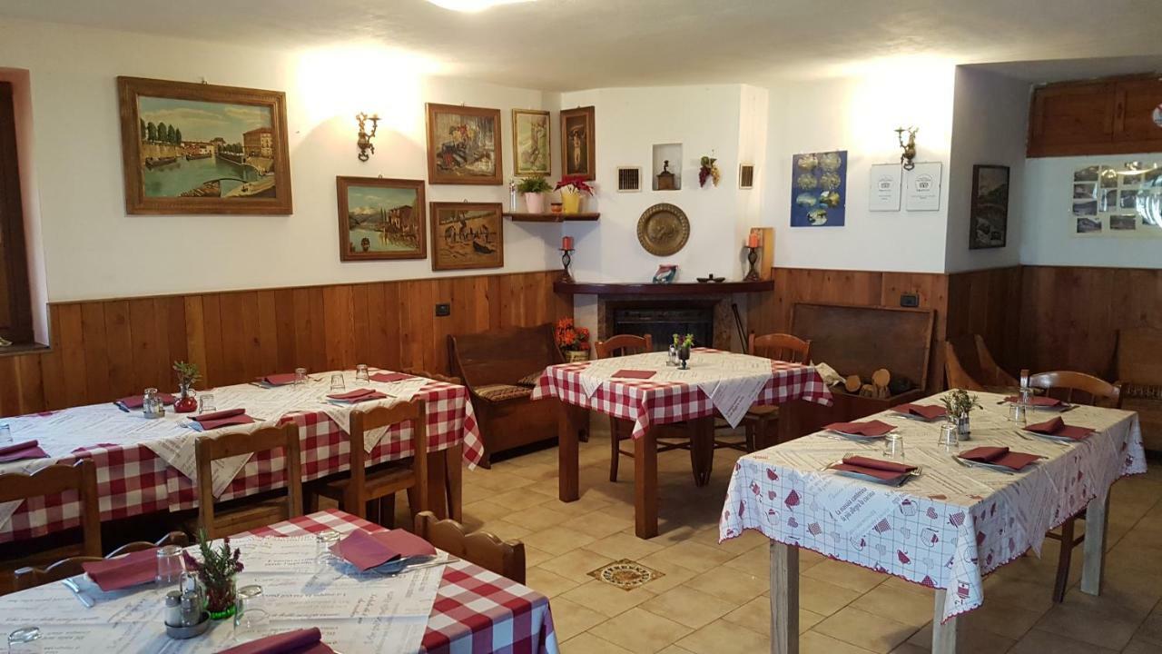 Agriturismo Volpe Golosa Morbegno Exteriör bild