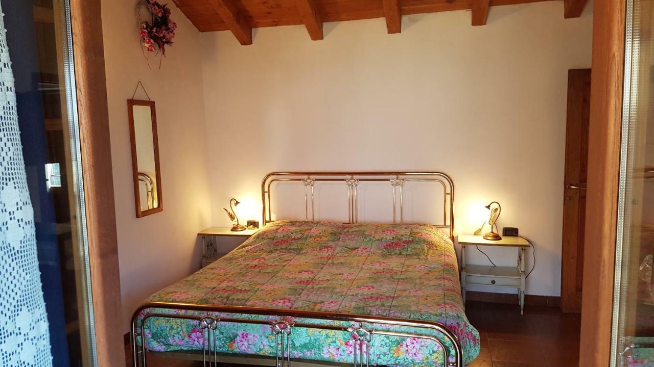 Agriturismo Volpe Golosa Morbegno Exteriör bild